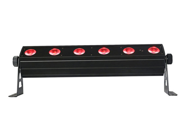 6颗15W RGBW/RGBWAUV LED电池洗墙灯