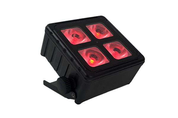 迷你4颗RGBWAUV 六合一 LED 防水电池帕灯